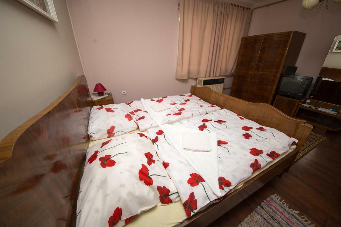 Acin Salas Tordinci Esterno foto