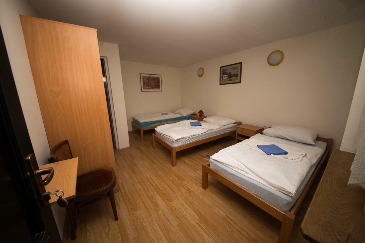 Acin Salas Tordinci Esterno foto