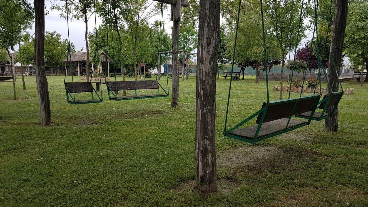Acin Salas Tordinci Esterno foto