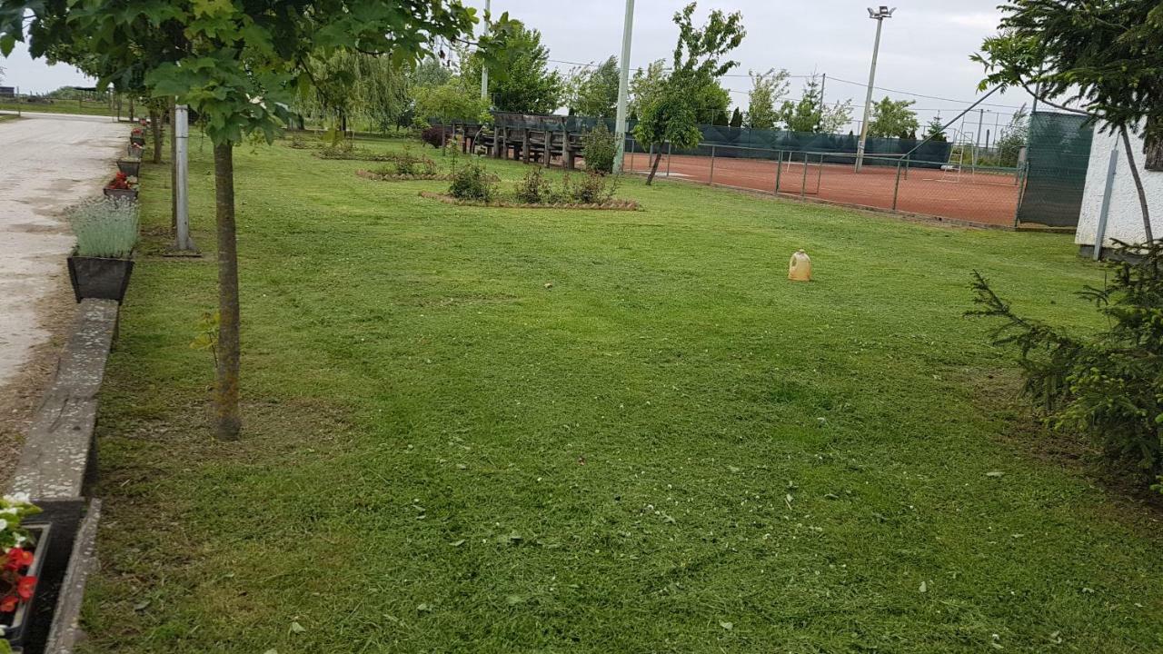 Acin Salas Tordinci Esterno foto