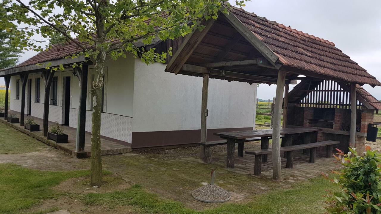 Acin Salas Tordinci Esterno foto